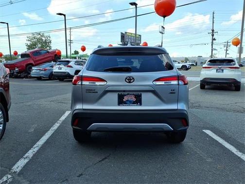 2022 Toyota Corolla Cross LE
