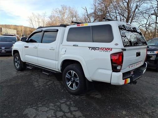 2018 Toyota Tacoma TRD Sport