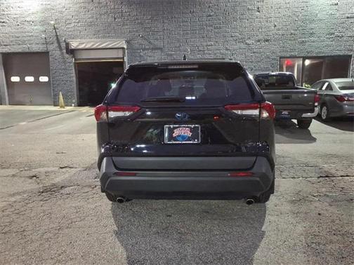 2024 Toyota RAV4 Hybrid LE