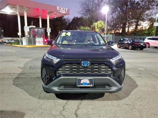 2024 Toyota RAV4 Hybrid LE