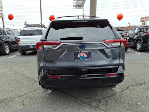 2024 Toyota RAV4 Prime SE