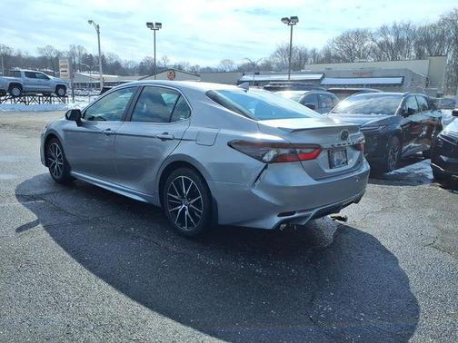 2023 Toyota Camry SE