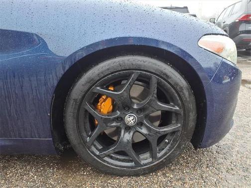 2021 Alfa Romeo Giulia Base