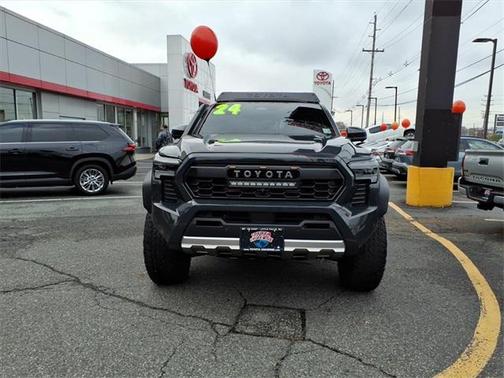 2024 Toyota Tacoma Hybrid Trailhunter
