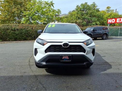 2022 Toyota RAV4 LE