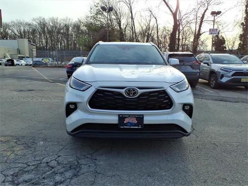 2023 Toyota Highlander XSE