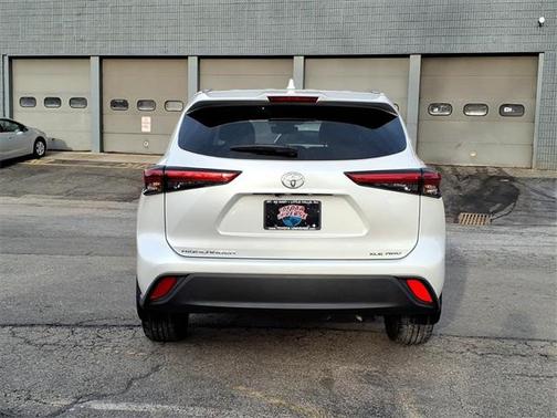 2023 Toyota Highlander XSE