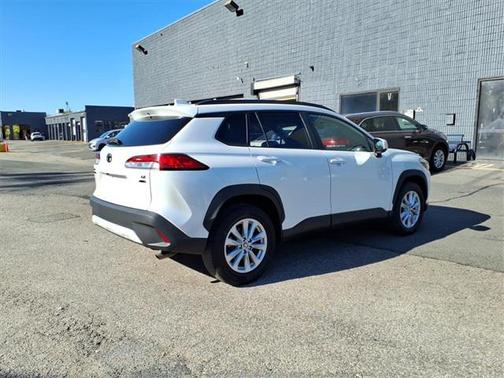 2022 Toyota Corolla Cross LE