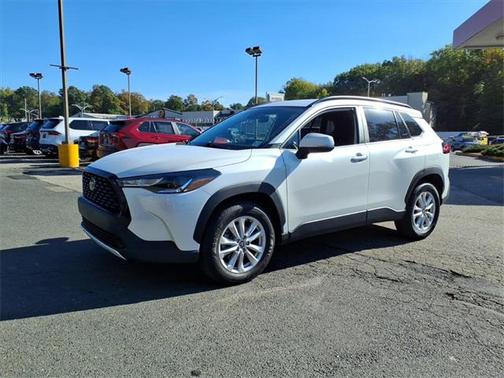 2022 Toyota Corolla Cross LE