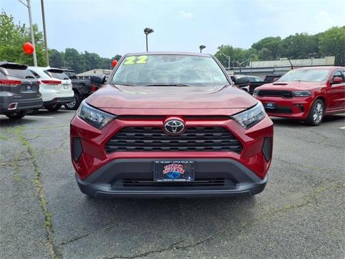 2022 Toyota RAV4 LE
