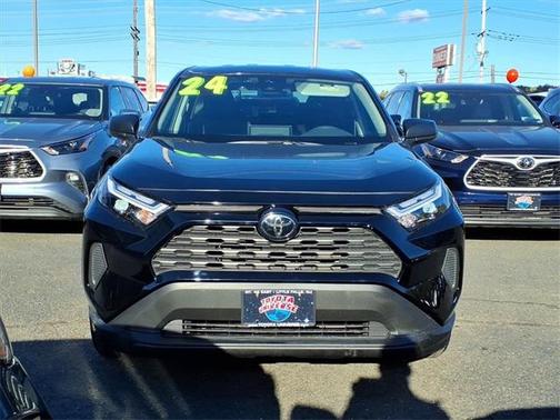 2024 Toyota RAV4 LE