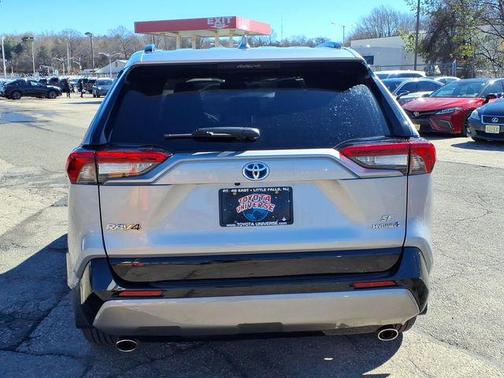 2023 Toyota RAV4 Hybrid SE