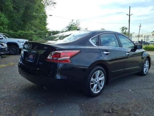 Super Black Clearcoat 2013 Nissan Altima 2.5 SV