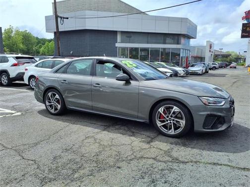 2023 Audi A4 Prestige 45 TFSI S line quattro S tronic