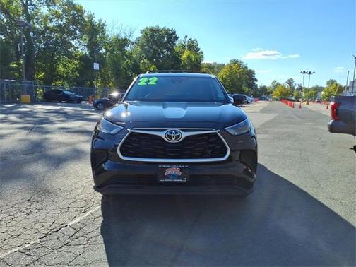 2022 Toyota Highlander L