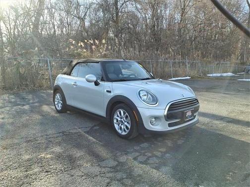 2016 MINI Convertible Cooper