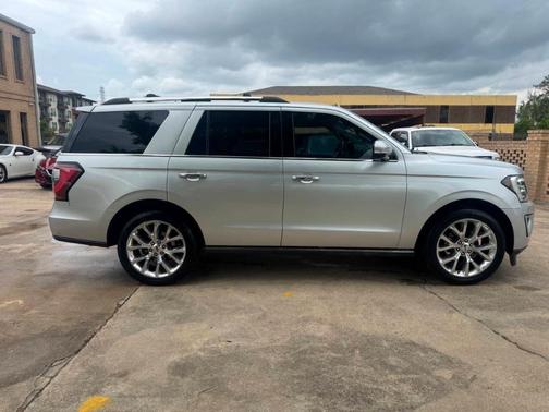 Ingot Silver 2018 Ford Expedition Limited