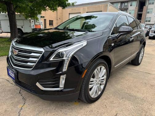 Stellar Black Metallic 2018 Cadillac XT5 Luxury