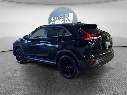 2023 Mitsubishi Eclipse Cross LE