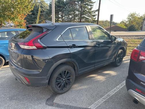 2023 Mitsubishi Eclipse Cross LE