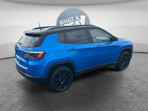 2023 Jeep Compass Altitude