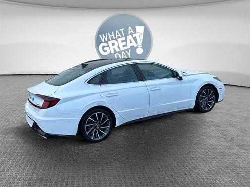 2023 Hyundai SONATA Limited