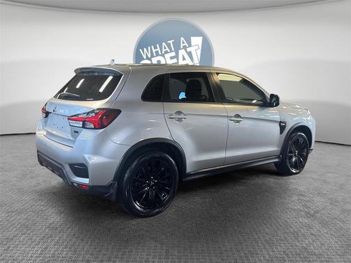 2022 Mitsubishi Outlander Sport 2.0 LE
