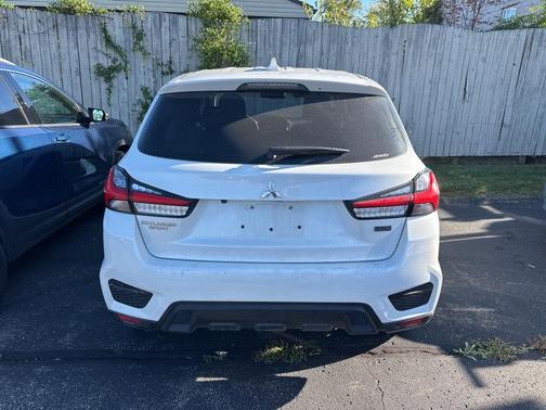 2021 Mitsubishi Outlander Sport 2.0 LE
