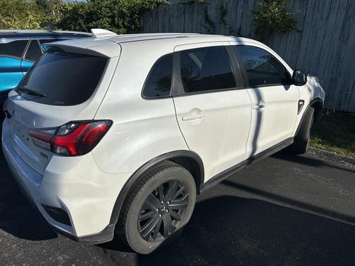 2021 Mitsubishi Outlander Sport 2.0 LE