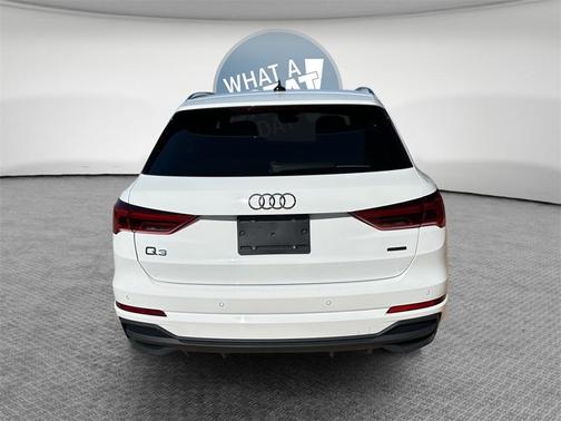 2023 Audi Q3 45 S line Premium