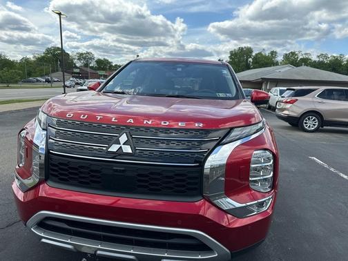 2024 Mitsubishi Outlander PHEV SE