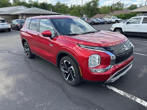 2024 Mitsubishi Outlander PHEV SE
