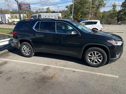 2020 Chevrolet Traverse LT Fleet