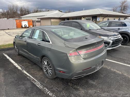 2017 Lincoln MKZ Premiere