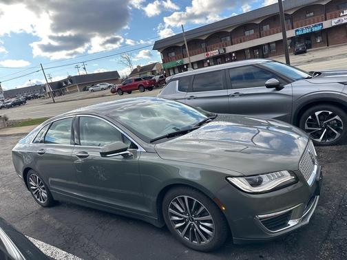 2017 Lincoln MKZ Premiere