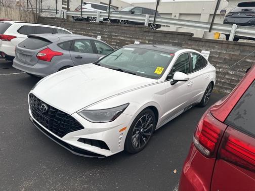 2023 Hyundai SONATA Limited