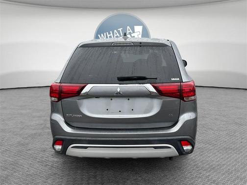 2020 Mitsubishi Outlander SE