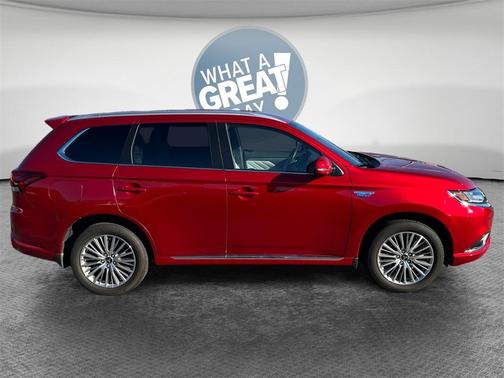 2022 Mitsubishi Outlander PHEV SEL