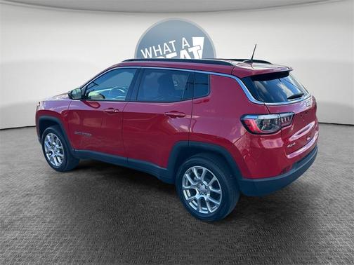 2023 Jeep Compass Latitude Lux