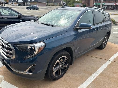 2021 GMC Terrain SLT