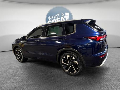2023 Mitsubishi Outlander SEL