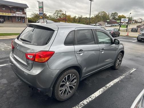 2017 Mitsubishi Outlander Sport 2.0 ES