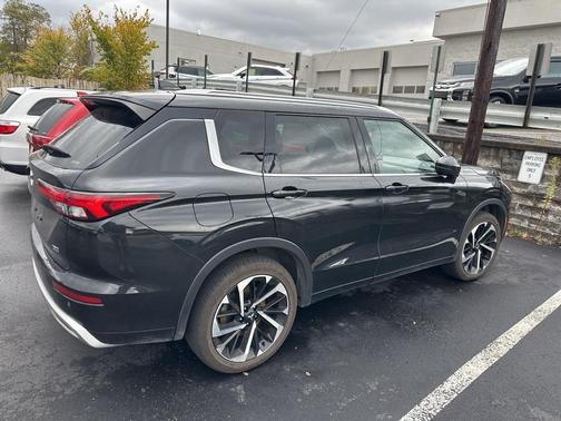 2022 Mitsubishi Outlander SEL