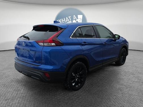 Lightning Blue 2026 Mitsubishi Eclipse Cross LE