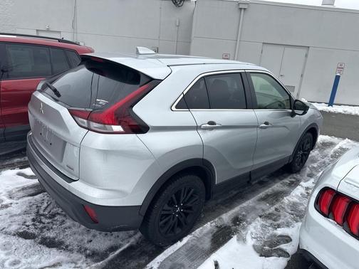 2023 Mitsubishi Eclipse Cross LE