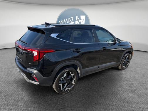 Fusion Orange 2024 Kia Seltos EX