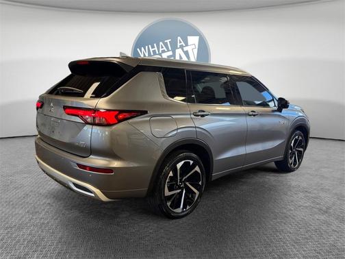 2023 Mitsubishi Outlander PHEV SEL