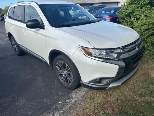 2018 Mitsubishi Outlander ES