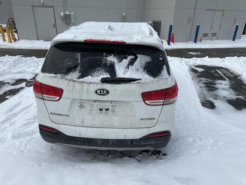 2017 Kia Sorento EX