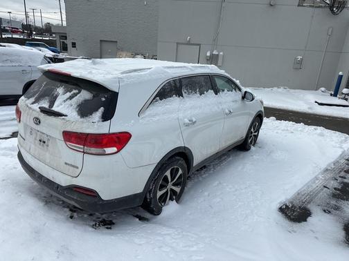 2017 Kia Sorento EX